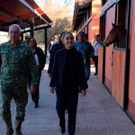 Sheinbaum tours the Santa Gertrudis military base during his work tour in Chihuahua