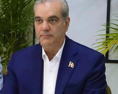 Caso Stephora: Presidente lamenta tragedia y Educación refuerza controles tras detenciones