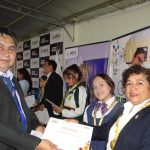 Students and teachers who win school competitions in Huánuco are awarded
