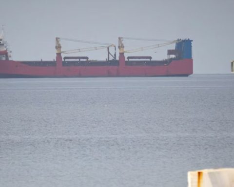 Sweden boarded a Russian cargo ship under sanctions after a distress call in its territorial waters.