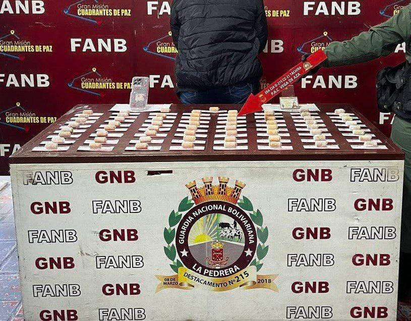 Táchira: Woman was arrested with a kilo of cocaine
