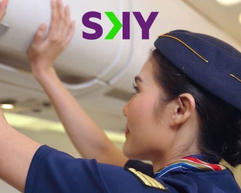 Take a breath before knowing the salary of a Sky cabin crew in Chile