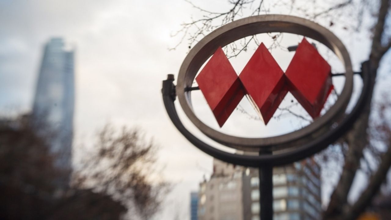 Take a seat before finding out how much a Santiago Metro driver earns