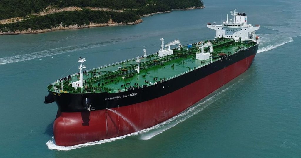 Tanker dance in the Caribbean: Chevron with Venezuelan crude, confiscated tankers and three ships for Cuba