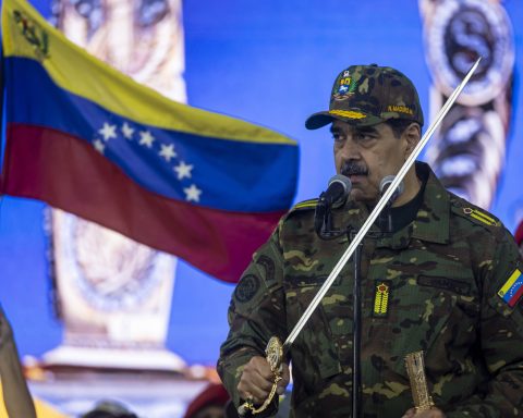 The Communist Party demands that Maduro report on negotiations with Trump
