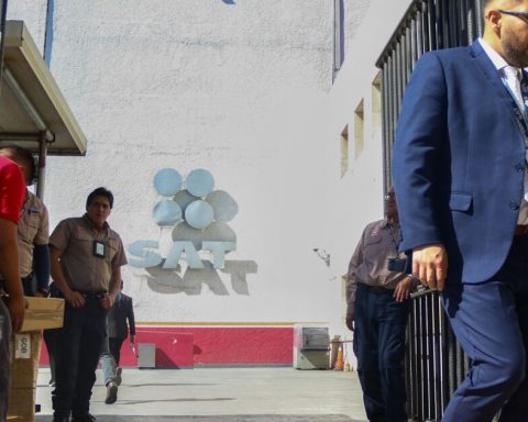 The SAT establishes a new deadline to activate the Tax Mailbox, if you don't do it these are the fines