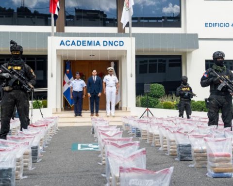 The US praises the country as its Caribbean ally