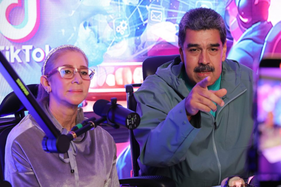 The US sanctions seven relatives of Cilia Flores: it accuses them of being a narco-corruption network