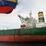 Un petrolero venezolano que transporta combustible a Cuba