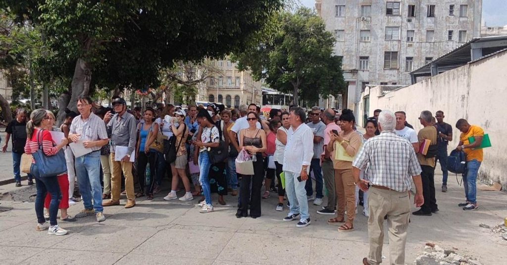 The definitive data indicates that more than 600,000 Cubans have requested Spanish nationality
