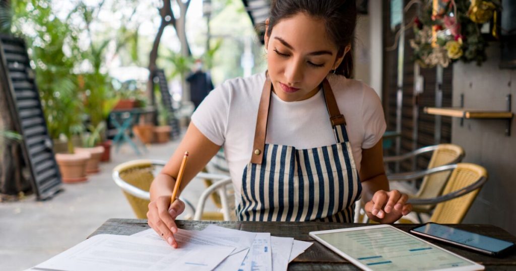 The rising minimum wage puts pressure on SMEs and increases the urgency of credit