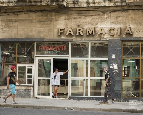 “There is a practically total shortage in pharmacies,” Minsap authorities acknowledge.