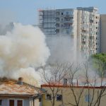 They investigate a strong explosion and fire in a hostel in Sonsón that left one injured and structural damage