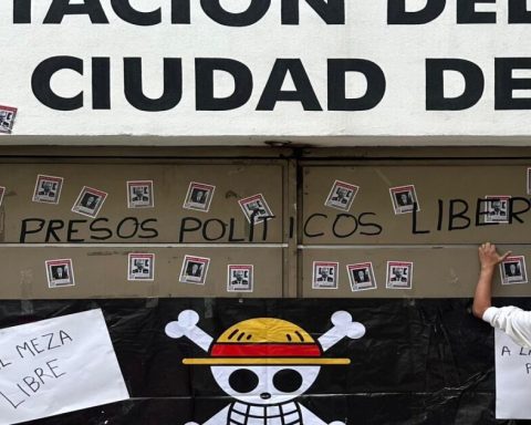 They release a young man detained in Michoacán after protesting the murder of Carlos Manzo