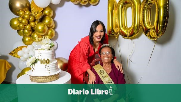 This is how a Dominican great-great-grandmother who turned 100 sees life