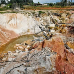 Three men died from inhaling toxic gases in a mine in Bolívar