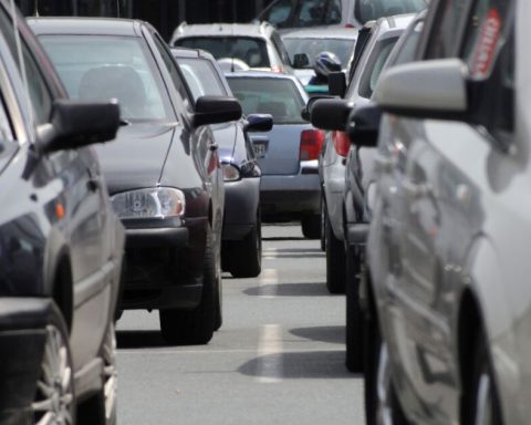 Today Not Circulating on December 25, 2025: what license plates and cars in CDMX and Edomex will not be able to leave at Christmas