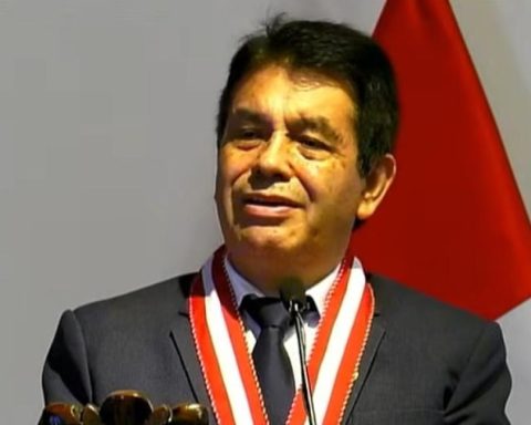 Tomás Gálvez asks "sorry" to supreme prosecutors Sánchez and Ávalos for public "disagreements"