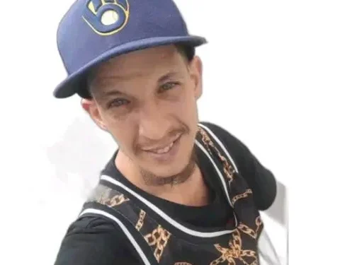 Alexander Peraza García