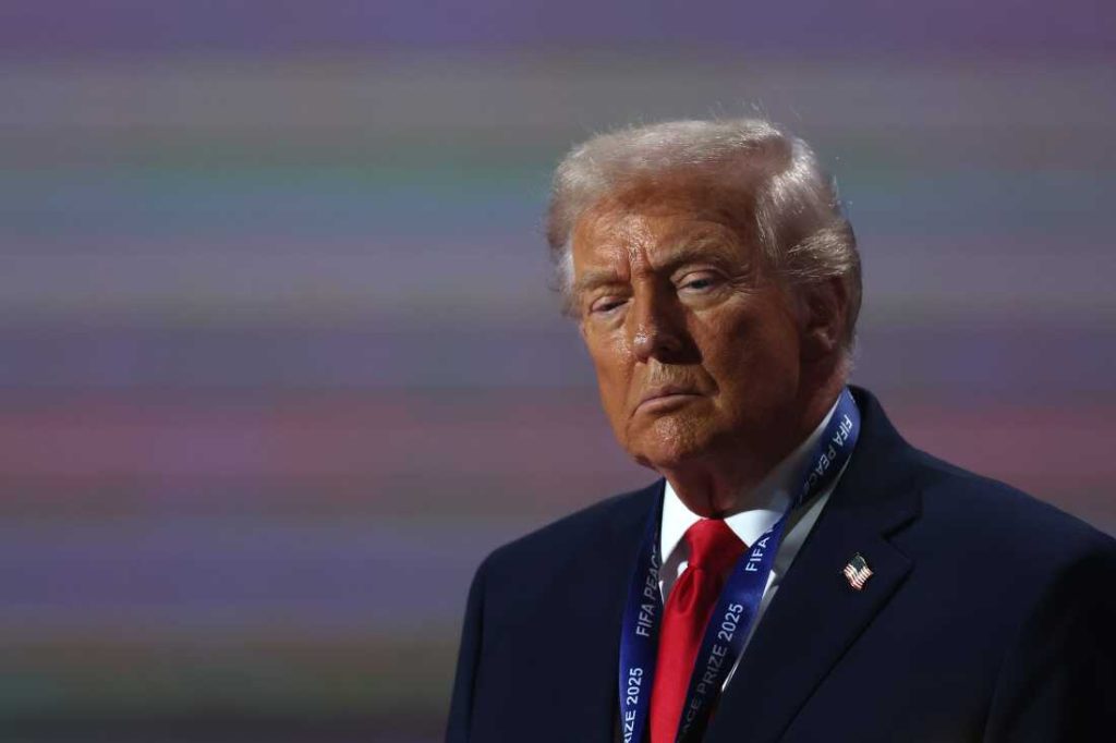 Trump no descarta una guerra con Venezuela y Maduro repudia a «ambiciosos imperialistas»