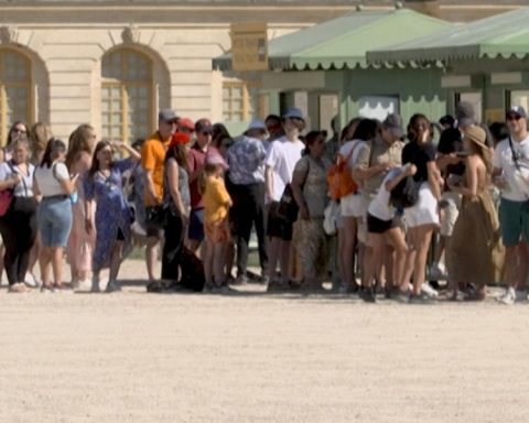 Trump pressures Mexico for water