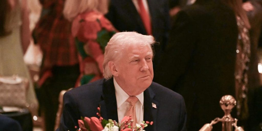 Trump wishes Merry Christmas to the "radical left scum"referring to Democratic opponents