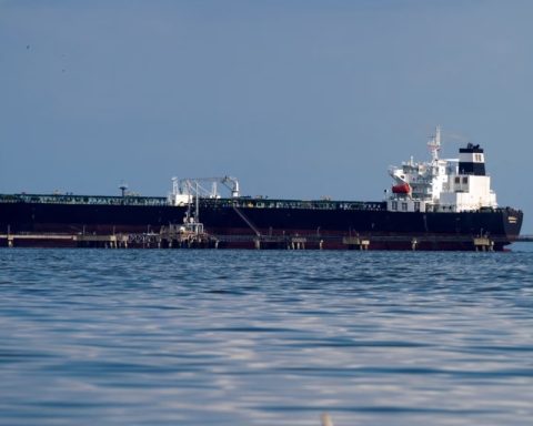 Trump's blockade of sanctioned ships “could be devastating” for the economy, says analyst