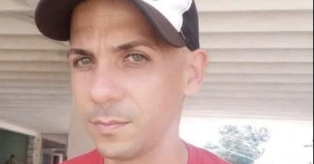 Two detained for the murder of a teacher in Guantanamo while he was serving his duty "worker guard"