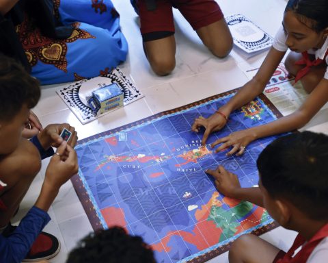 UNESCO presents a board game in Cuba about the legacy of Africa in the Caribbean