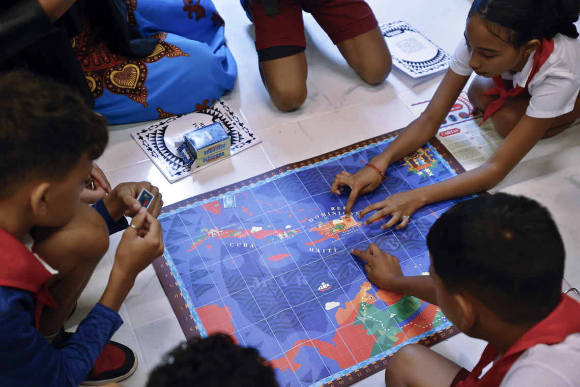 UNESCO presents a board game in Cuba about the legacy of Africa in the Caribbean