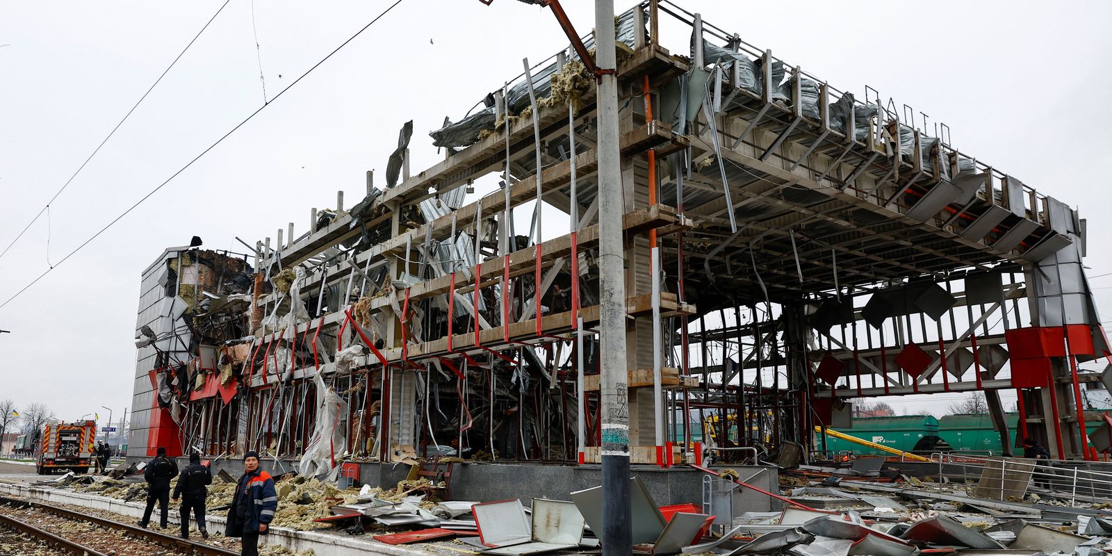 US envoy says Ukraine peace deal close