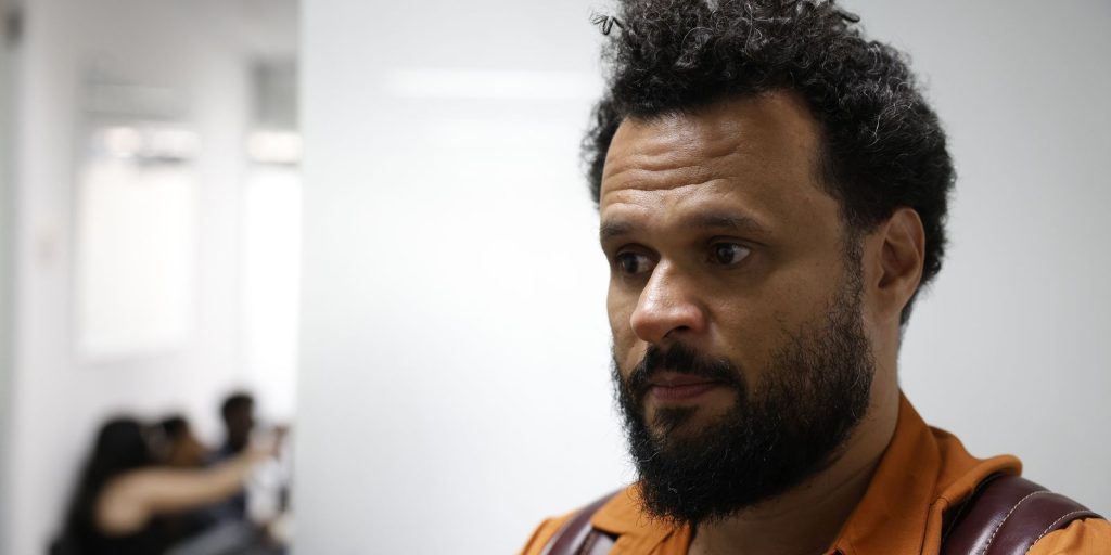 Uerj researcher defends monitoring the trajectory of former quota holders