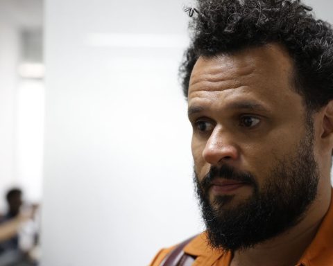 Uerj researcher defends monitoring the trajectory of former quota holders