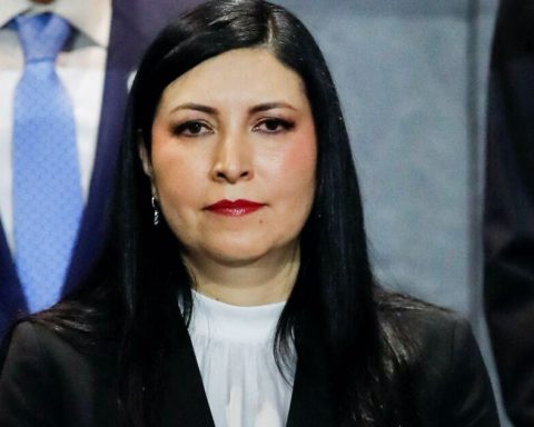 Victoria Rodríguez calls for increasing financial inclusion, competition and investment