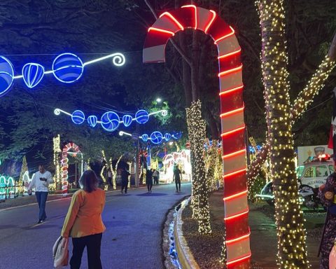 Villa Navidad 2025 opens its doors: President Abinader and First Lady leave the festive space inaugurated at the Olympic Center