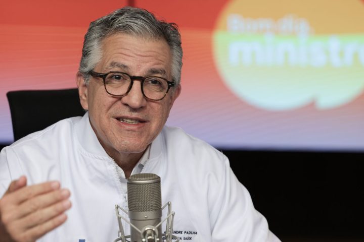 “We are winning this battle”, says Padilha about vaccination