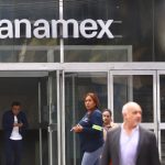 What happens to the remaining 75% of Banamex that Citi wants to sell?
