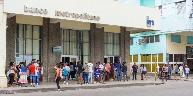 cuba, dólares, banco central del cuba