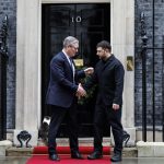 Zelensky refuses to cede territory to Russia while peace negotiations promoted by the US advance