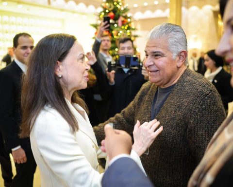 "Extraordinary support": Machado thanks the president of Panama for guarding the minutes of the opposition victory in Venezuela