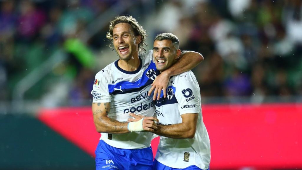 1-5: Sergio Canales leads Monterrey's 'little hand'