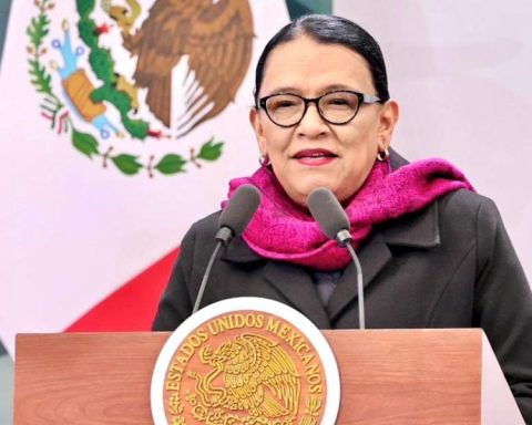 144 Conferences for Peace are held and 386 firearms are exchanged in Puebla