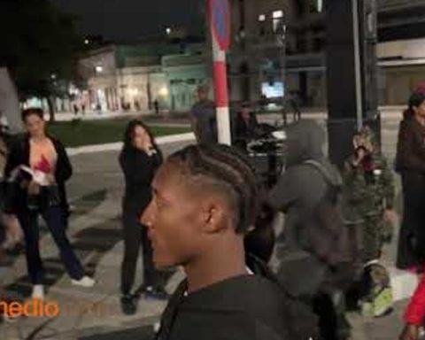 An apathetic Torch March without Raúl Castro in response to the imminent fall of the regime