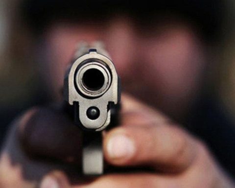 Joven de 21 años resulta herida de bala durante intento de asalto en Herrera