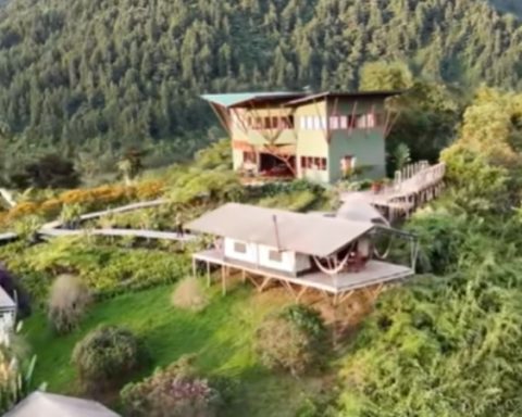 Un hotel de lujo en una montaña remota del Eje Cafetero: así es la Ruta del Cóndor en Manizales