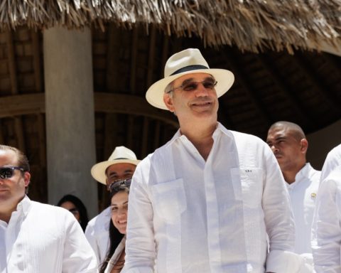 Abinader will inaugurate road works and receive the president-elect of Chile in Santiago