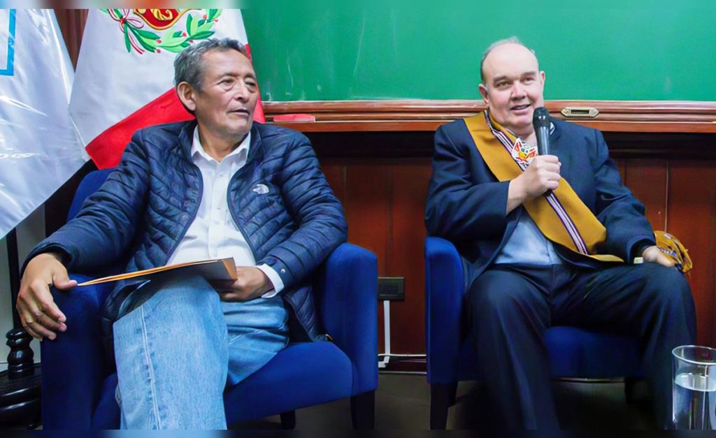 Absalón Vásquez has a conviction for corruption, owes S/1 million and cannot be a candidate