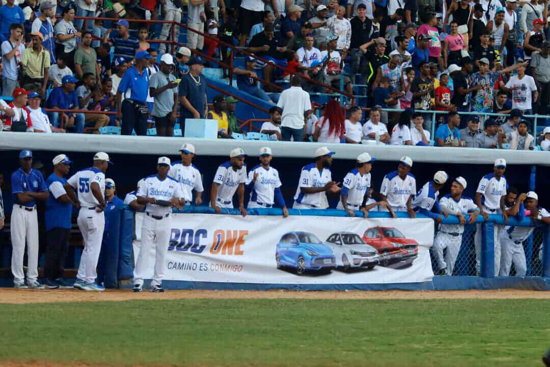 Advertising in Cuban baseball: bunt or home run?