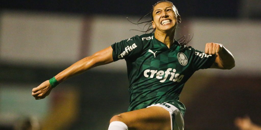 After 2 years in the USA, Bia Zaneratto returns to Palmeiras and will wear 10