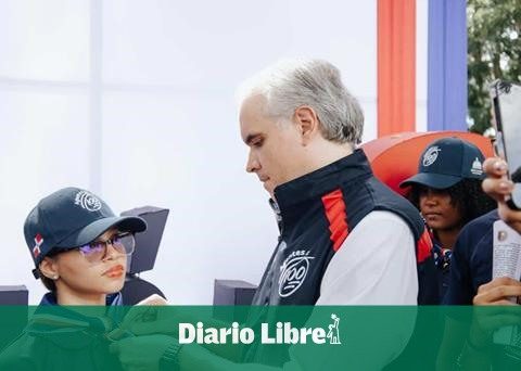 Agents at 100 of Minerd hold a day for Duarte's birth